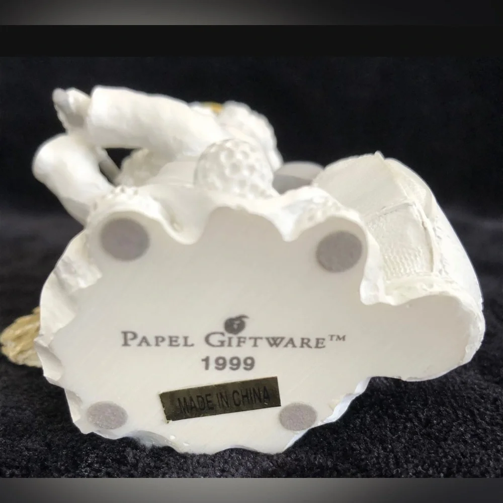 Vintage Heavenly Thoughts White Angel Guardian Of The Green Collectible Figurine